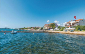 Apartments in Turanj, 20m from the beach